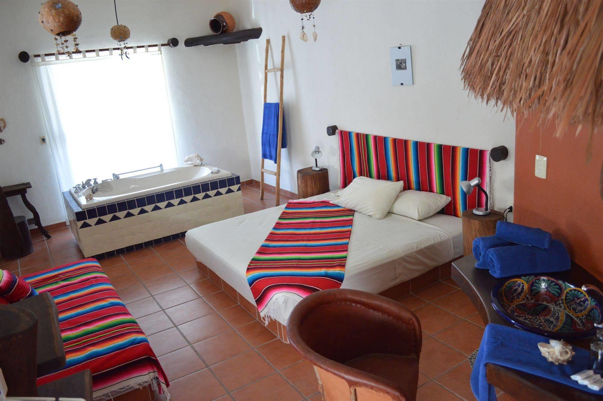 Lo Nuestro Petit Hotel Tulum Exterior foto