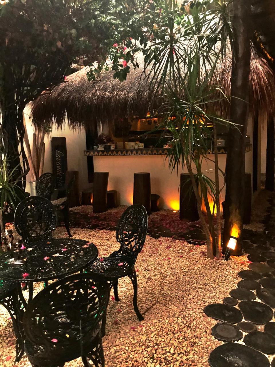 Lo Nuestro Petit Hotel Tulum Exterior foto