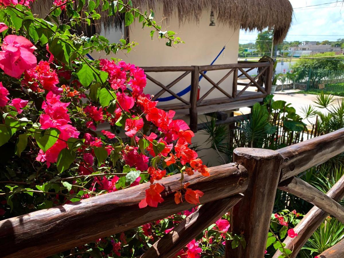 Lo Nuestro Petit Hotel Tulum Exterior foto