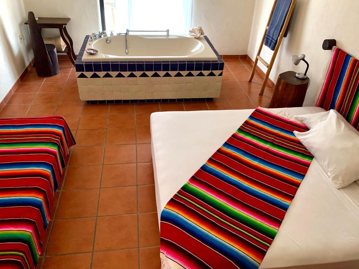 Lo Nuestro Petit Hotel Tulum Exterior foto